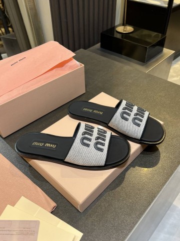 Miu Miu шлепанцы #437809HE