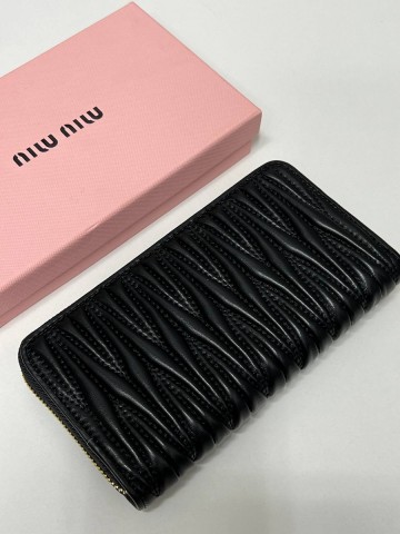 Miu Miu кошелек #941561NJ