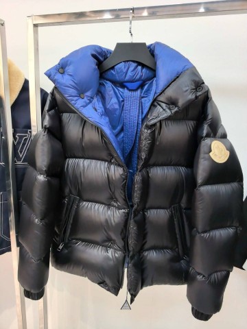 Moncler Dervaux пуховик #567662PL