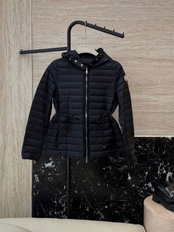 Moncler пуховик #978553NW