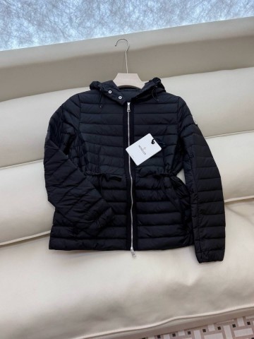 Moncler пуховик #978553NW