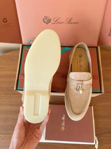 Loro Piana Summer Charms Walk лоферы #197095TB