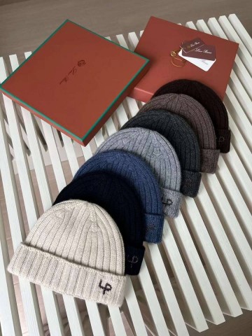 Loro Piana шапка #436641NG