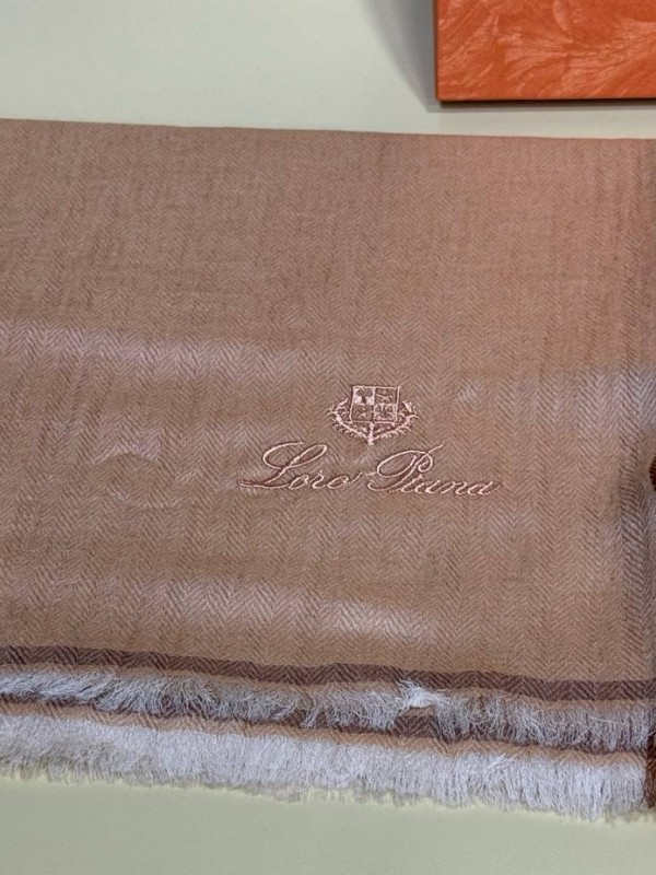 Loro Piana платок