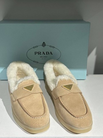 Prada лоферы #113538EP