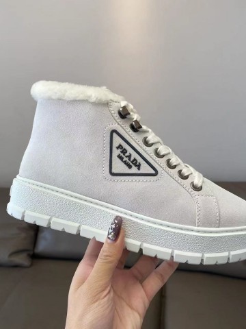 Prada кроссовки #126194DC