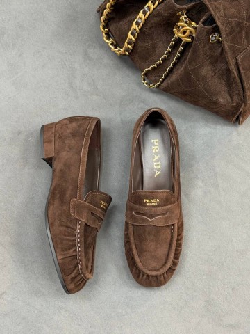 Prada лоферы #366397JC