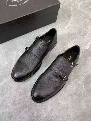 Prada лоферы #378304FN