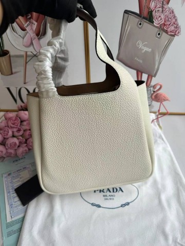 Prada сумка #182664ZL