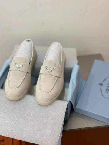 Prada лоферы #532793ZH