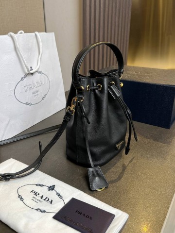 Prada сумка #331571RY