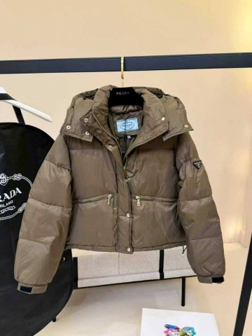 Prada пуховик #432075ZZ