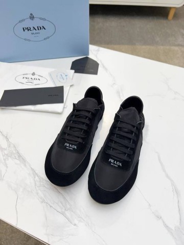 Prada кроссовки #443731KE