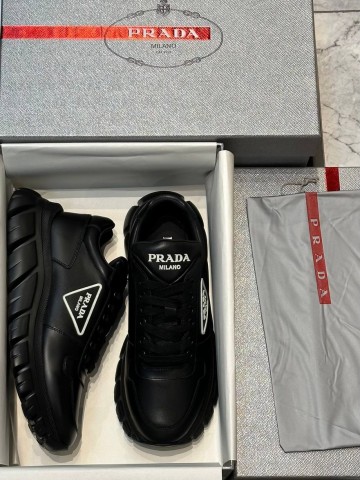 Prada кроссовки #445361VW