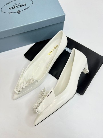 Prada Floral Appliqués туфли #437591YB