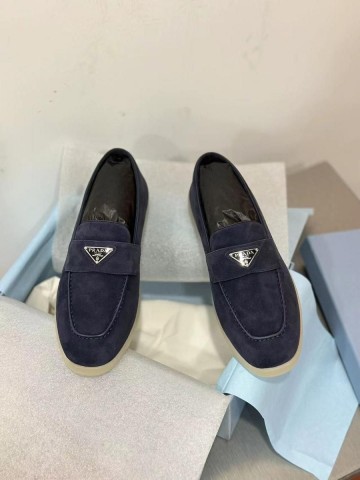 Prada лоферы #616581GS