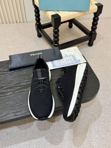 Prada кроссовки #516287UW