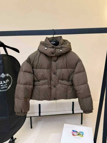 Prada пуховик #524188QR