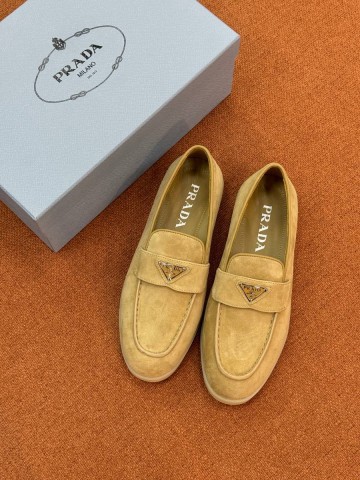 Prada лоферы #569367LY