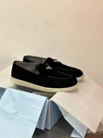 Prada лоферы #951839ZV
