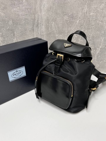 Prada рюкзак #690453FB