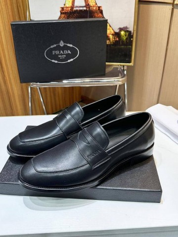 Prada лоферы #737688EH