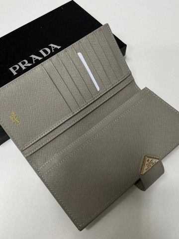 Prada кошелек #750501BR