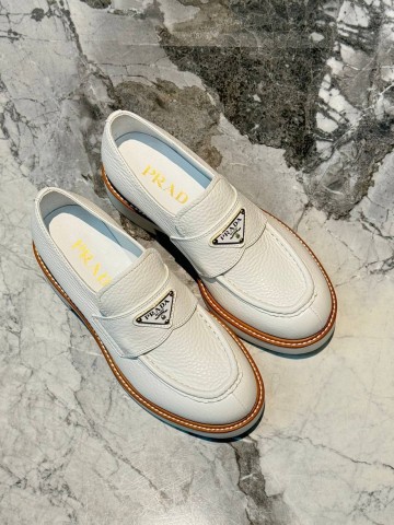 Prada лоферы #862930JN