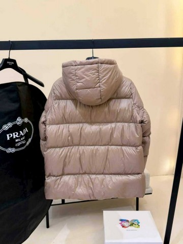 Prada пуховик #936205EH