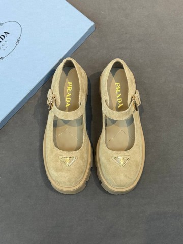 Prada лоферы #689427KM