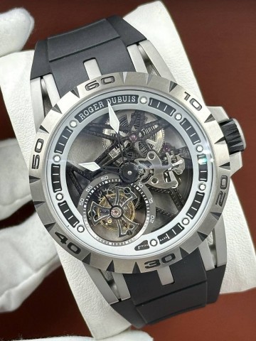 Roger Dubuis часы #314367UD