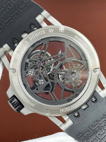 Roger Dubuis часы #314367UD