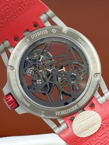 Roger Dubuis часы #521062TE