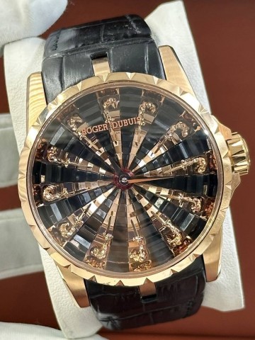 Roger Dubuis часы #644194FY