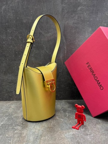 Salvatore Ferragamo сумка #238448MU