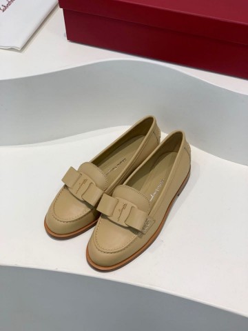 Salvatore Ferragamo лоферы #970303LW