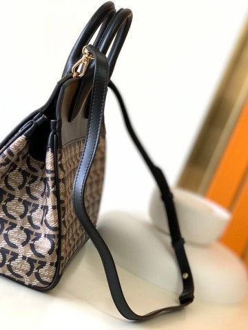 Salvatore Ferragamo сумка #581610AG