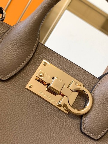 Salvatore Ferragamo сумка #729033QH
