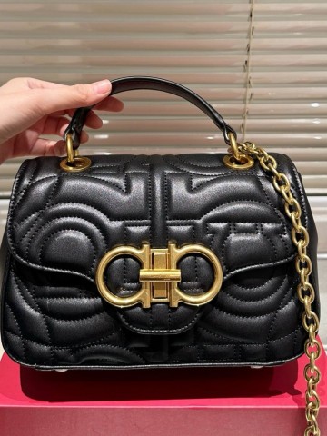 Salvatore Ferragamo сумка #852352PH