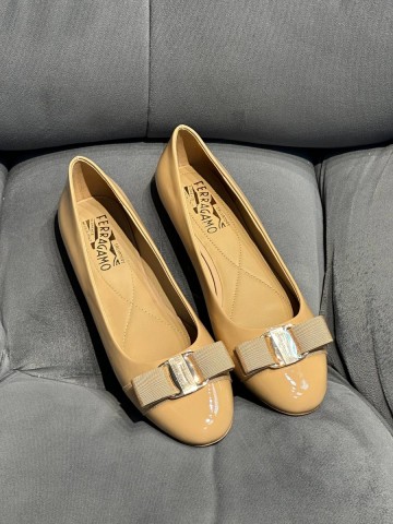 Salvatore Ferragamo Varina ballet flat балетки #119002UT