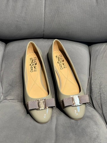 Salvatore Ferragamo Varina ballet flat балетки #807718DO