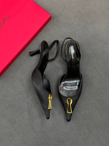 Schiaparelli туфли