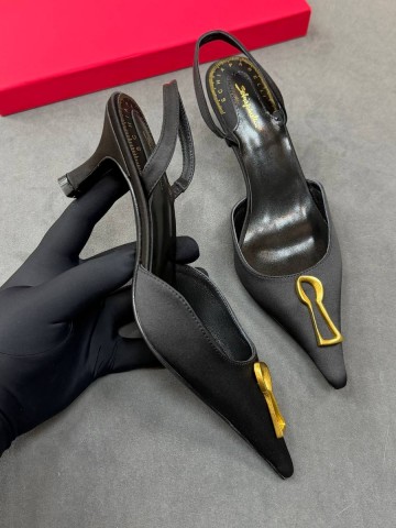 Schiaparelli туфли