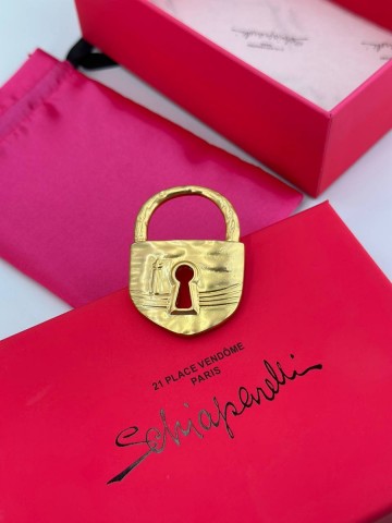 Schiaparelli брошь