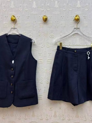 Schiaparelli костюм