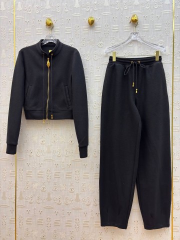 Schiaparelli костюм