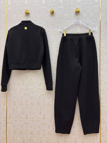 Schiaparelli костюм