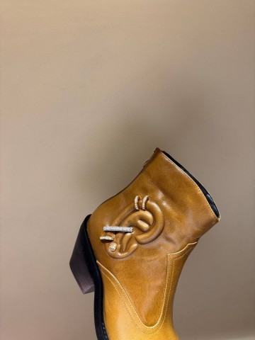 Schiaparelli ботильоны
