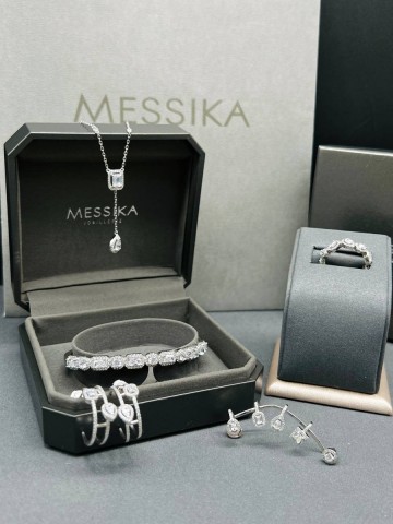MESSIKA серьги круглые #438072CG