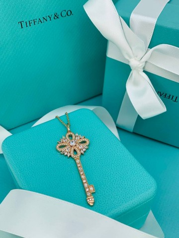 Tiffany & Co. кулон #109455KR